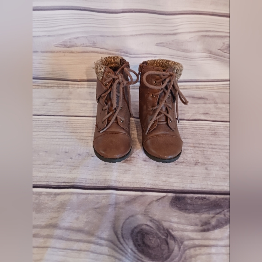Sarah Jayne Boots